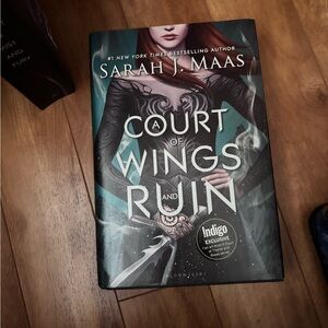 A Court if Wings and Ruin Hardcover indigo exclusive